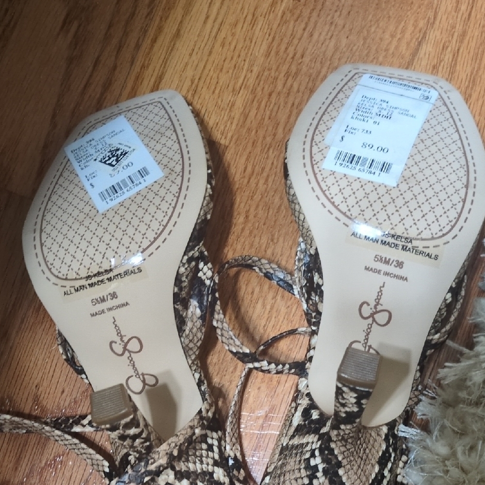 Elegant Strappy Sandals - Tan - Picture 6 of 6
